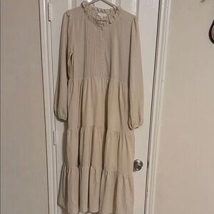 Elegant Cream Long-Sleeve Dress